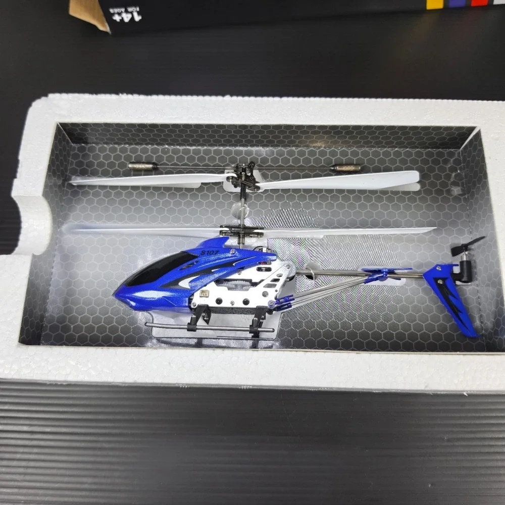 Syma RC Helicopter 3.5CH S107G Mini Aircraft‎ Metal Remote Control GYRO Kids NIB